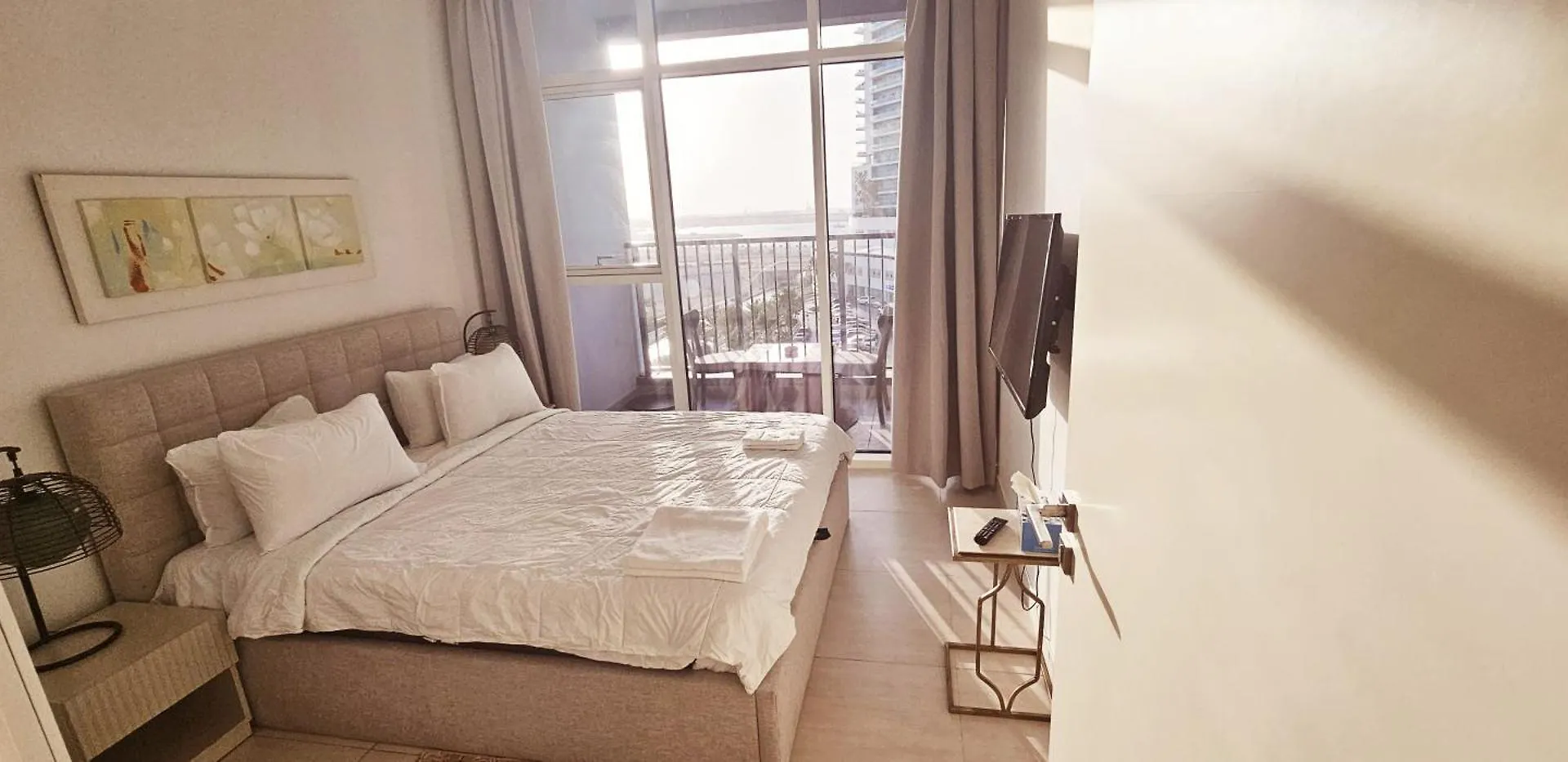 شقة فندقية Al Reem 1Br Sea View Pool Gym Family Biz Friendly Pet Allowed Abu Dhabi Abu Dhabi Madinaty Hotel Apartments الإمارات العربية المتحدة
